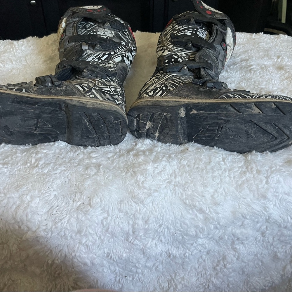 Black and White Graphic Motocross Boots, fly maverick - Picture 2 of 7